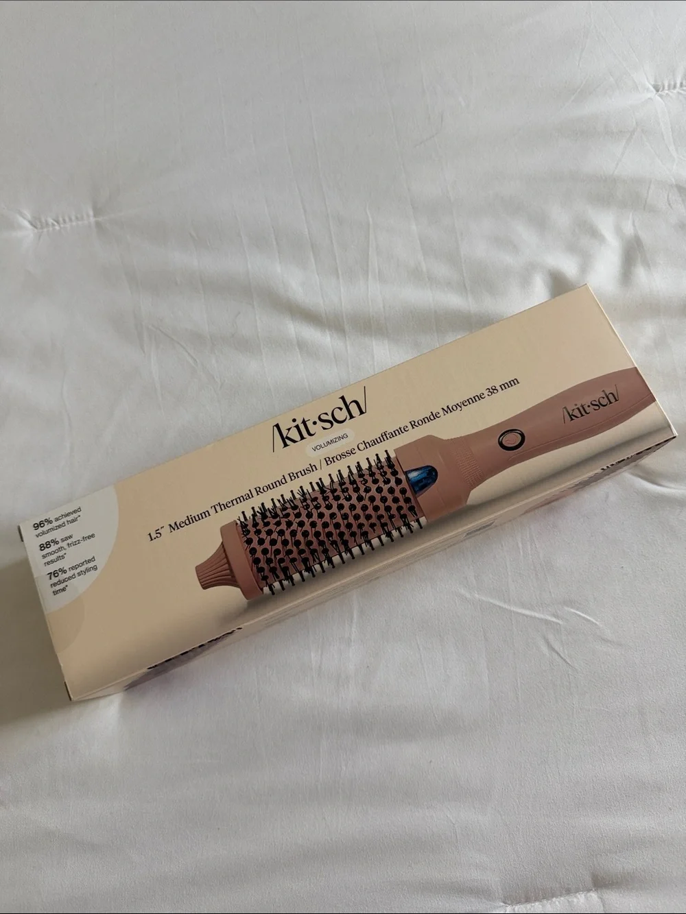 Kitsch Medium 1.5 inch Thermal Round Brush in pink